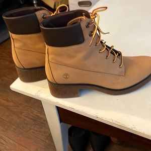 Women timberland’s size 9.5